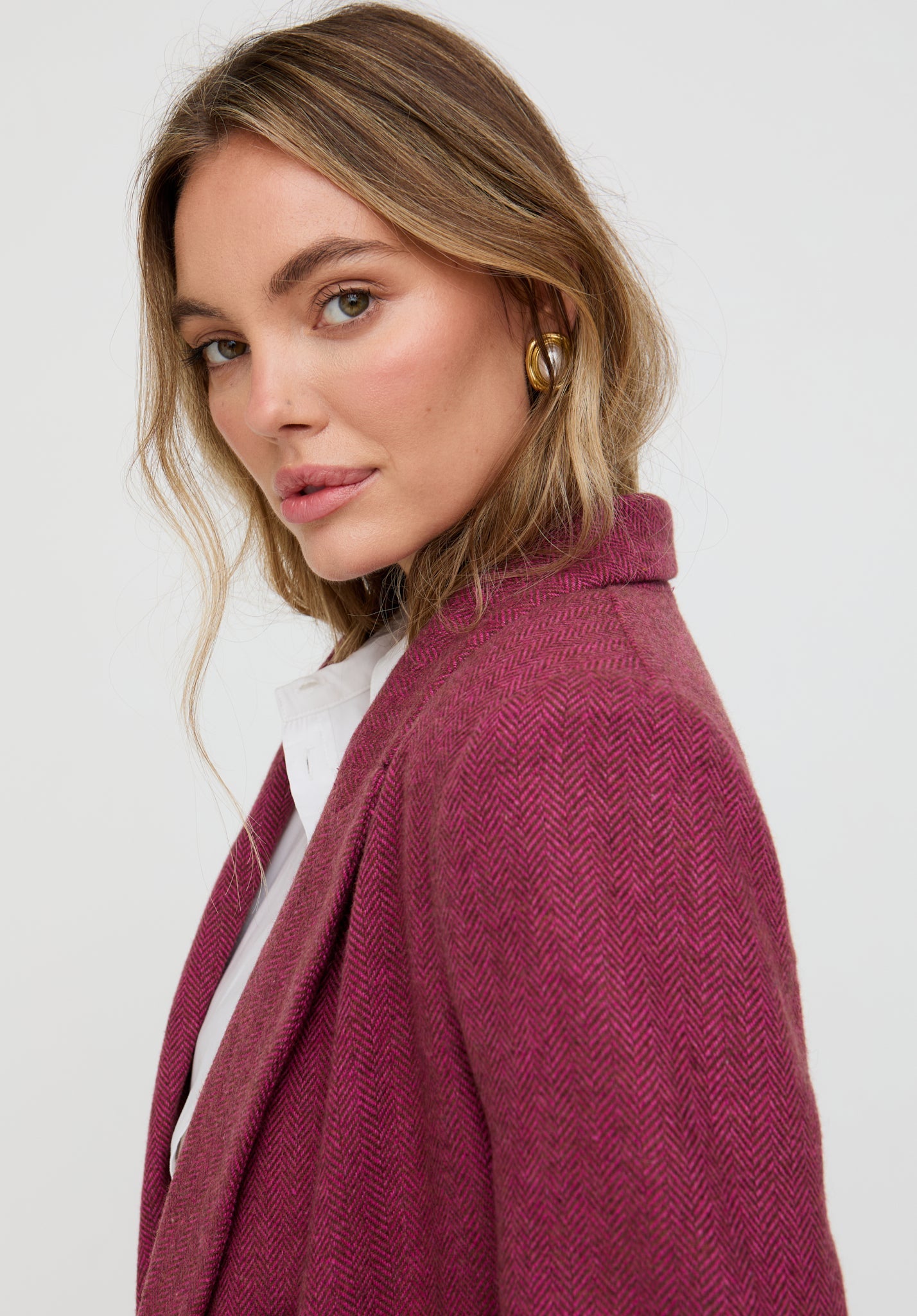 Jakki Tailored Herringbone Print Coat In Pink - image 3