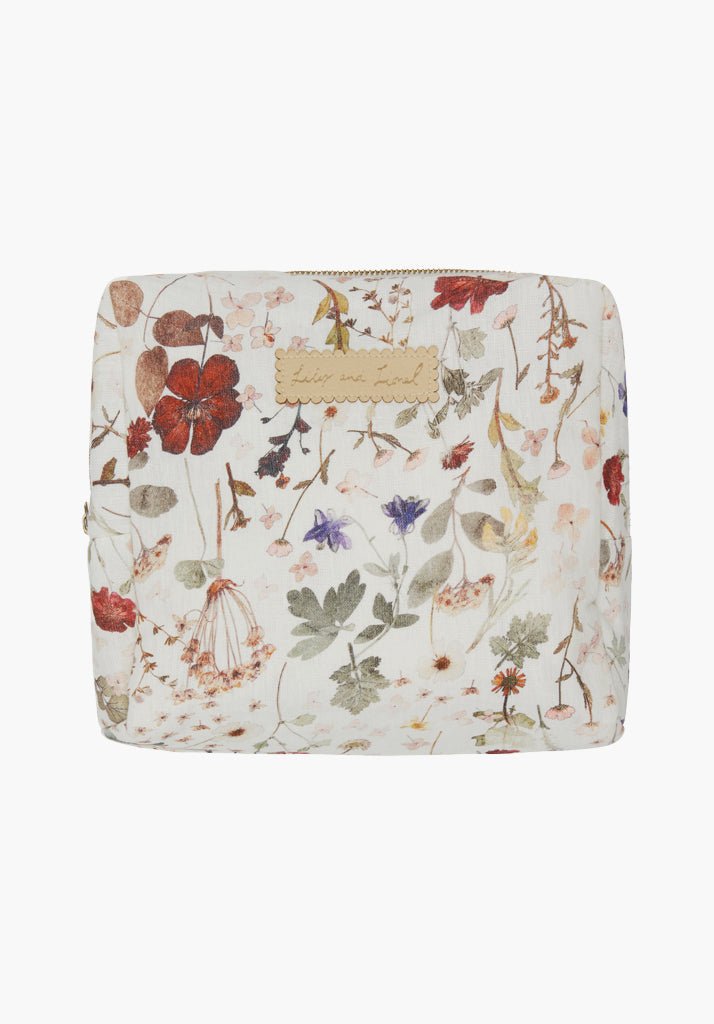 Nola Pressed Floral Wash Bag in Cream