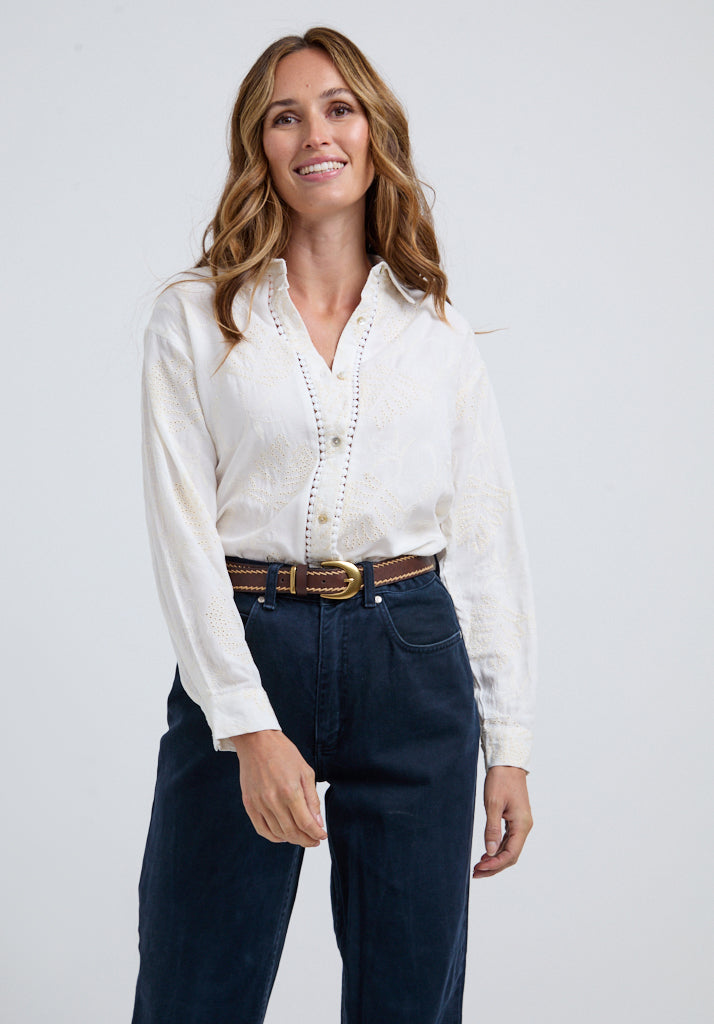 Sara Embroidered Shirt In White