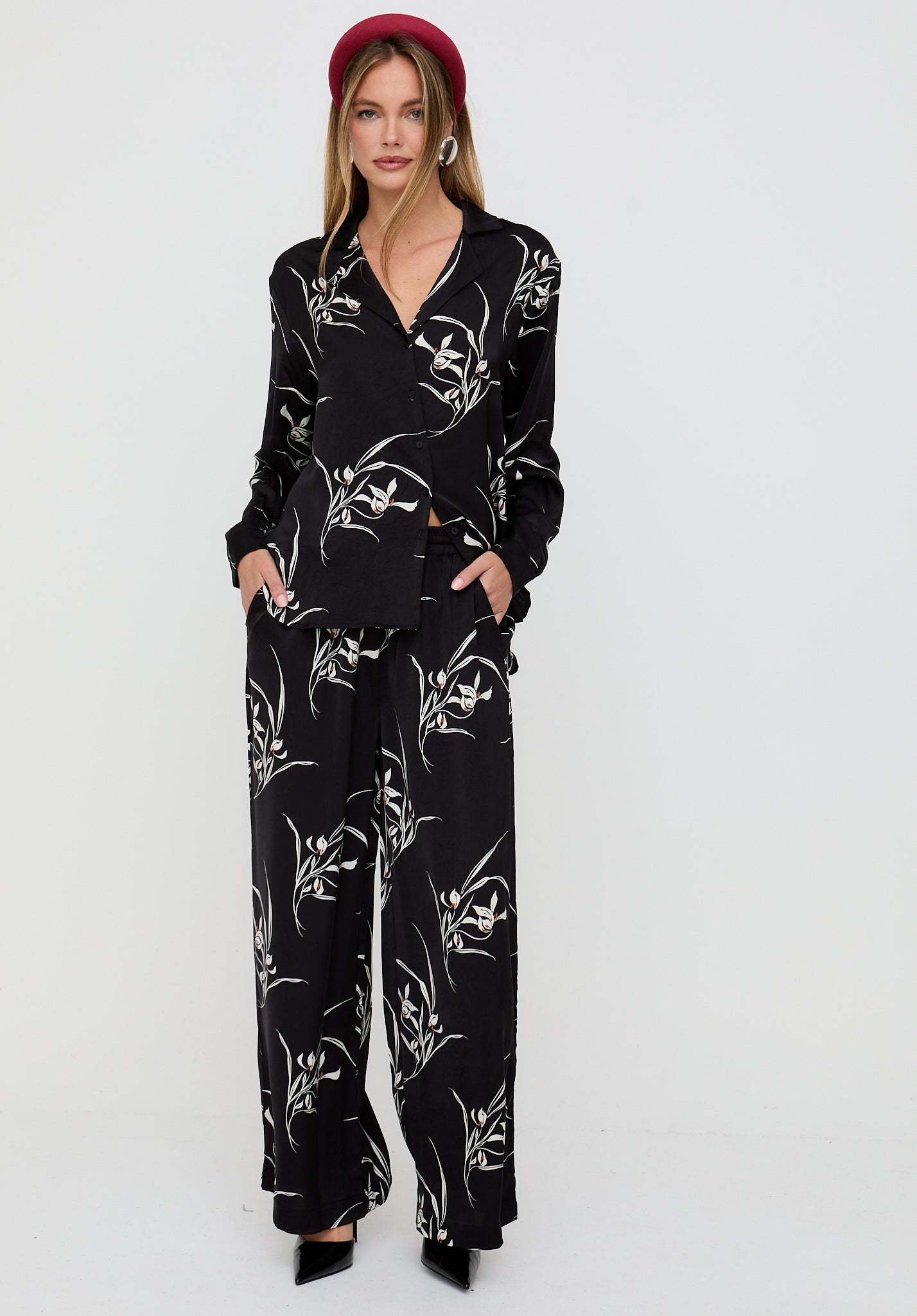 Lillibet Large Floral Print Shirt In Black