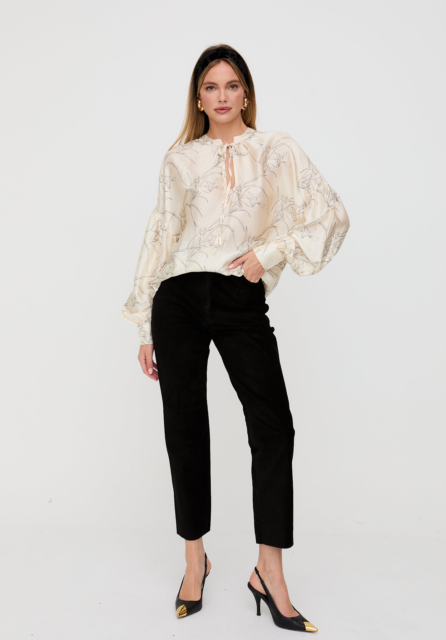 Rosetti Billowy Sleeves Hand Drawn Floral Print Blouse In Cream