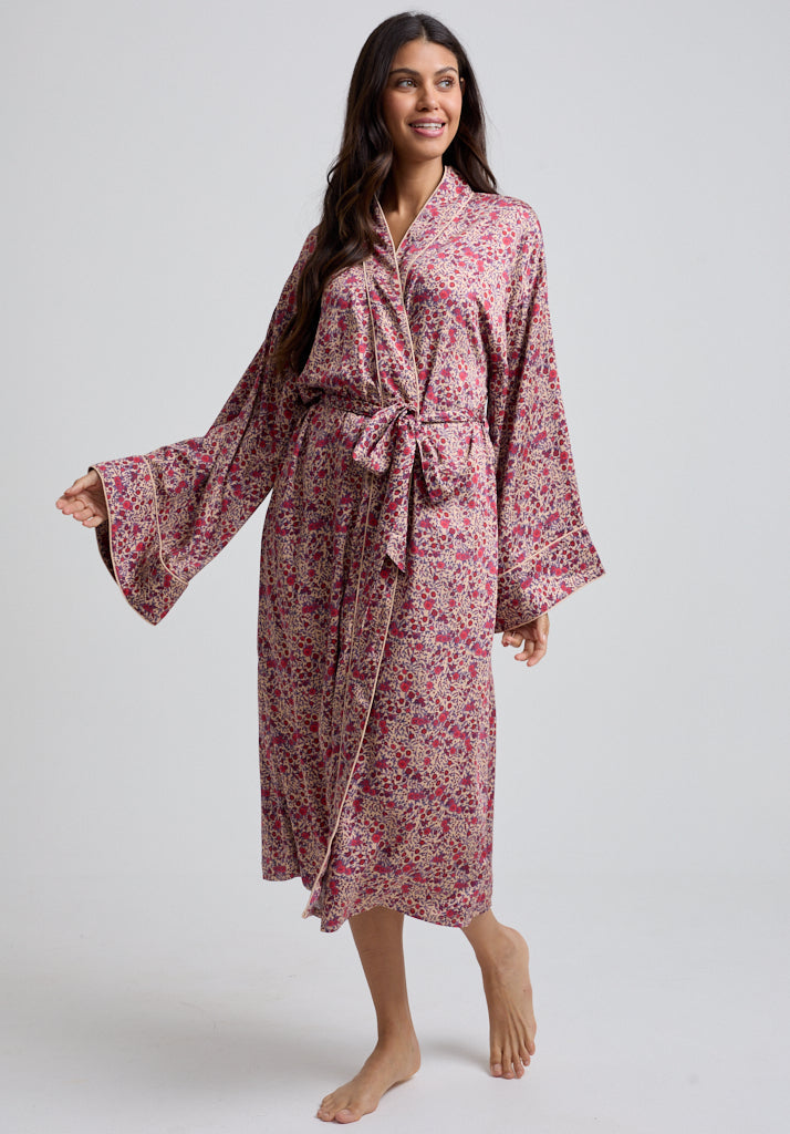 Corina Aster Robe in Pink