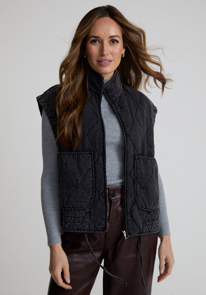 Evelyn Quilted High Neck Gilet In Grey