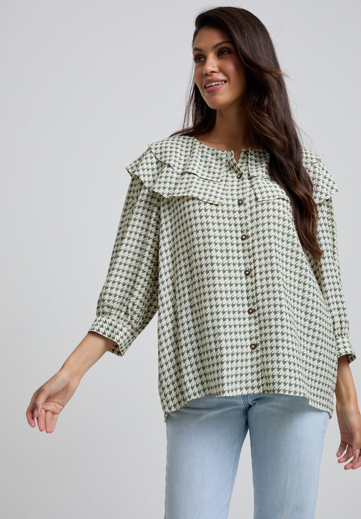 Keira Houndstooth Blouse in Green