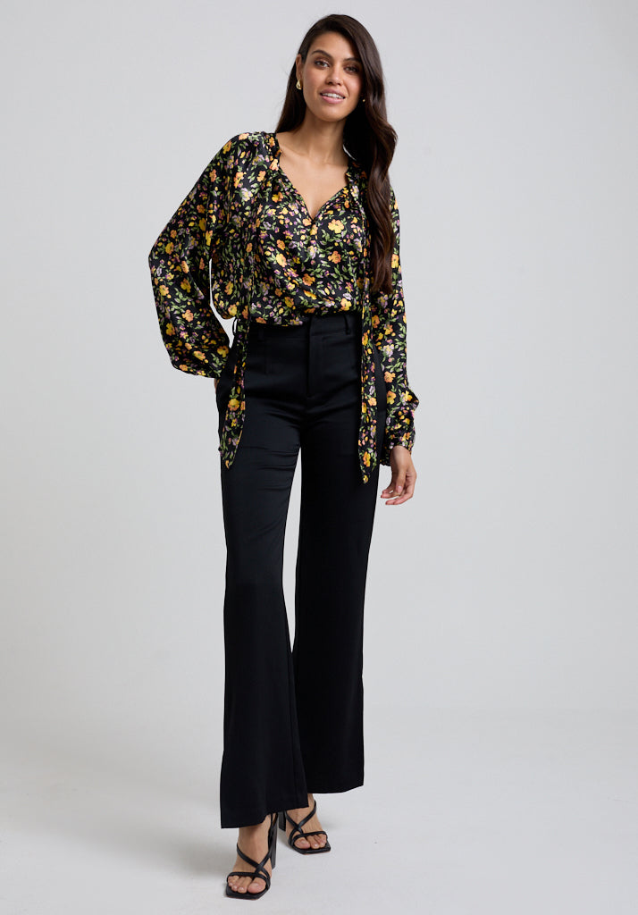 Floral Printed Blouse with Long sleeve and neck tie detail 