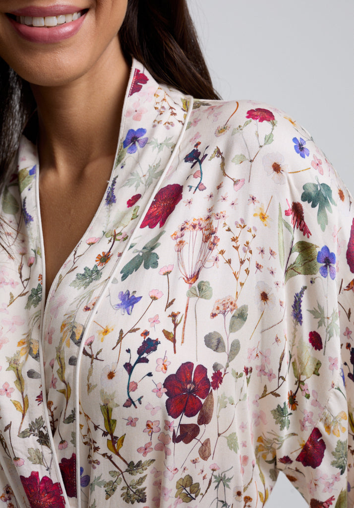 Floral Print Wrap around Robe with tie wait close up print