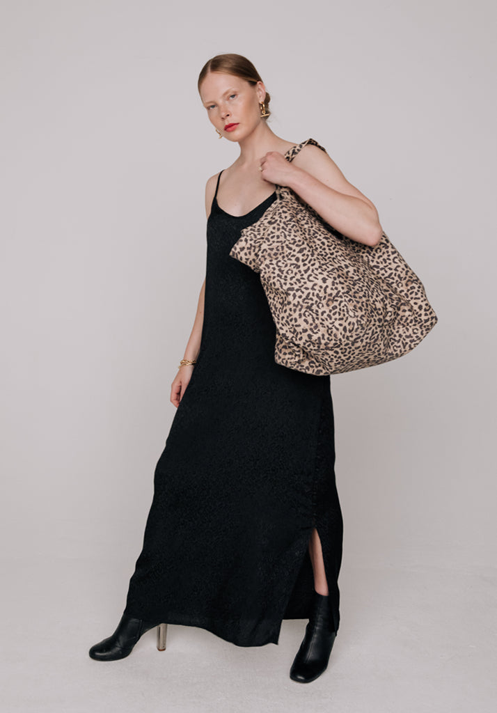 Tara Animal Tote Bag in Brown