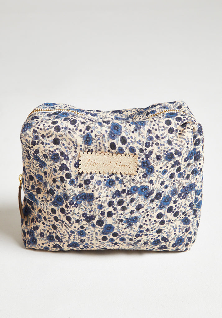 Vintage print wash bag in blue