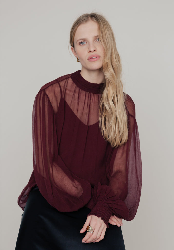 Molly Blouse in Burgundy